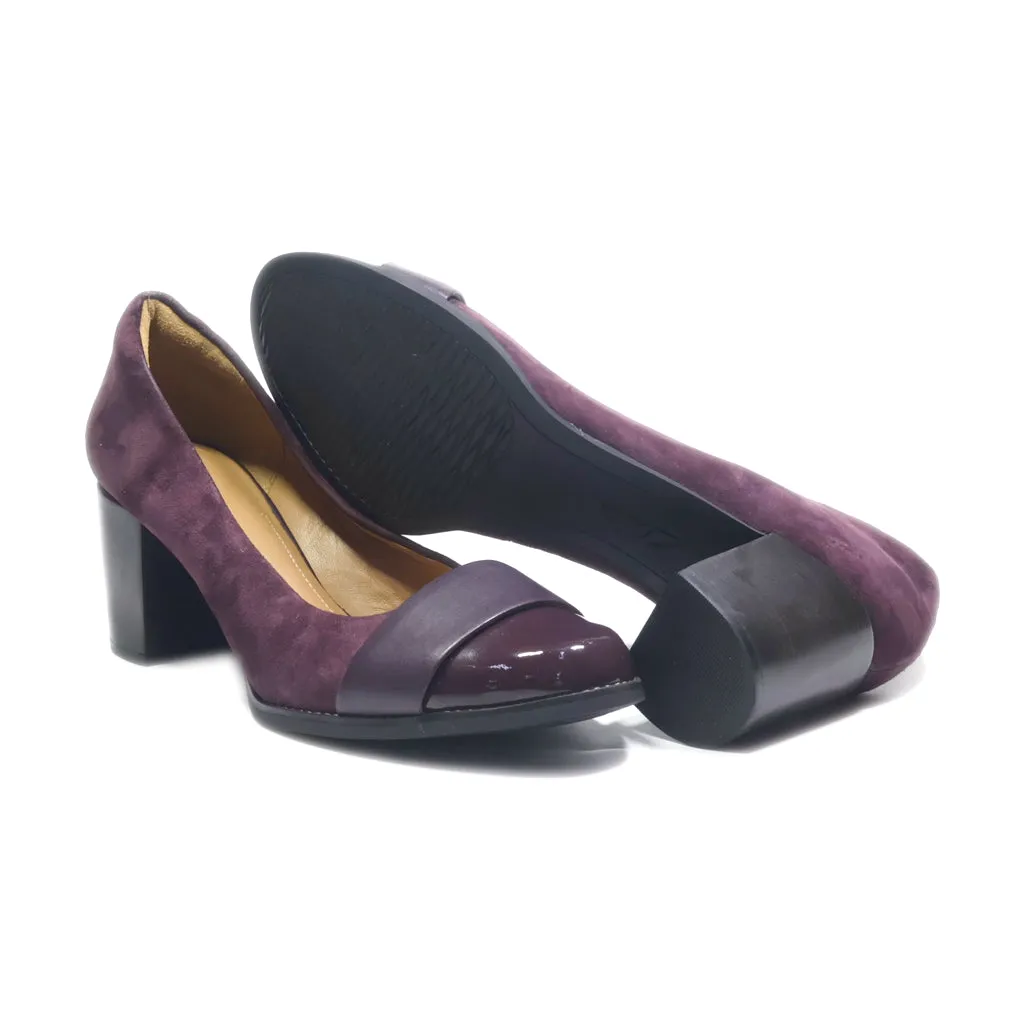 Clarks Mid-Heel Shoes Suede Maroon Colour For Women