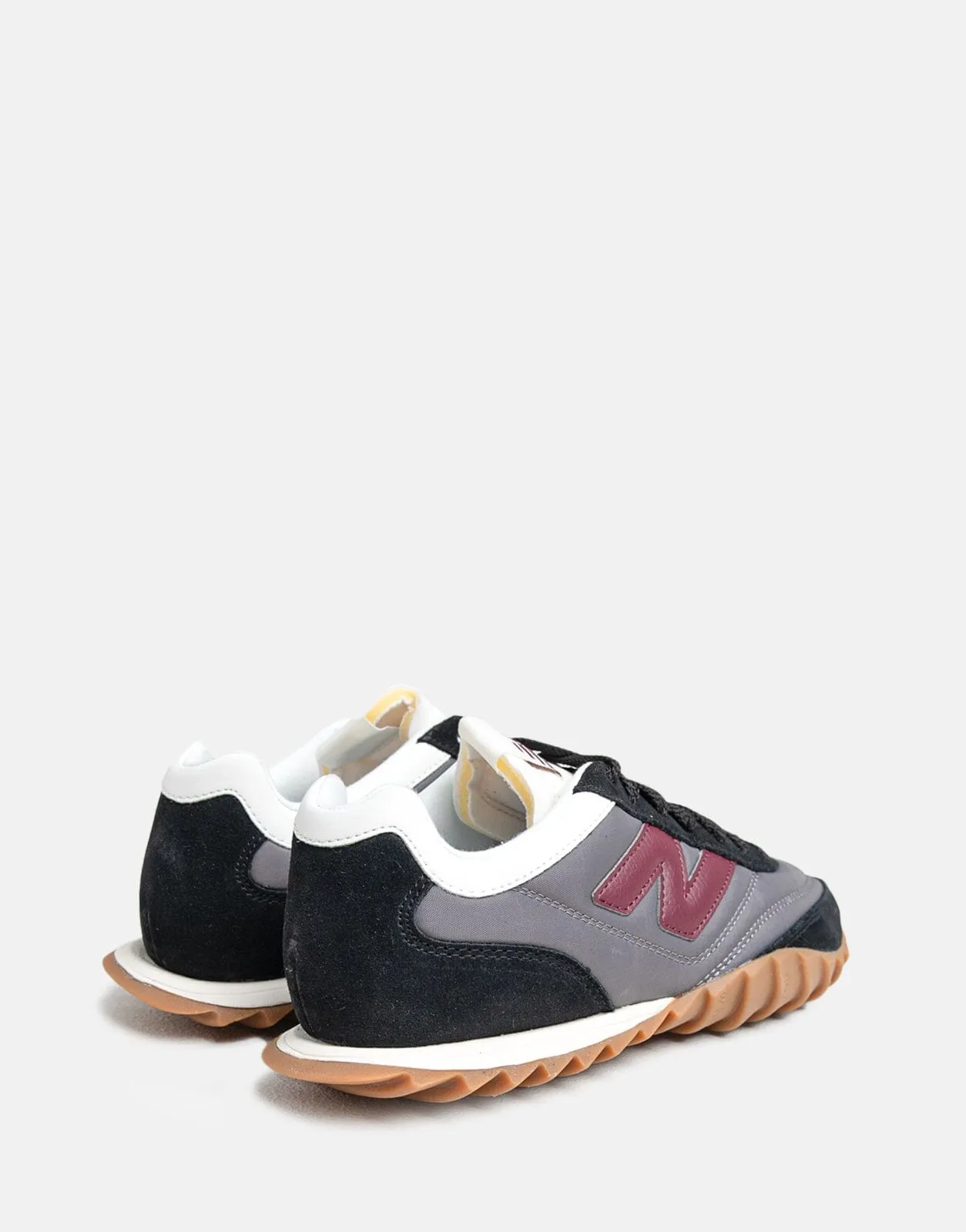 New Balance URC30V1 Sneakers