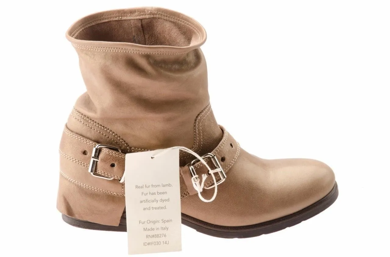 UGG ARIA CHESTNUT BOOTS